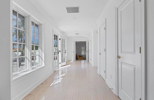 Florida Gulf Coast House | The Charm of Boca - 5 Bedroom in Historic District