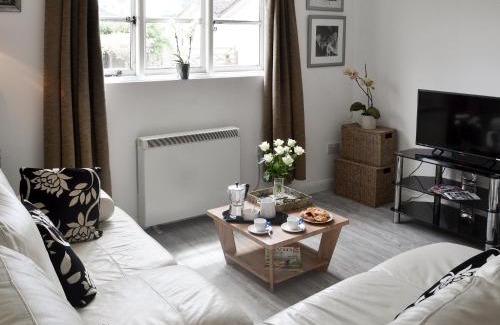 Willesborough House | The Chicken Shed