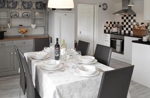 Willesborough House | The Chicken Shed