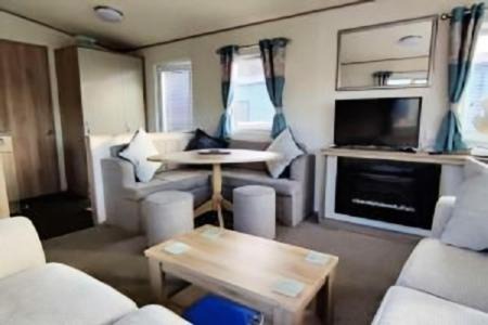 Knaresborough Resort | The Chillout