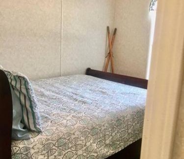 Weeki Wachee Gardens House | The Chuby Mermaid - Weeki Wachee River Access Waterfront with Paddlecraft