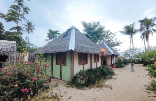 San Lorenzo Hotel | The Clara Beach and Guest House