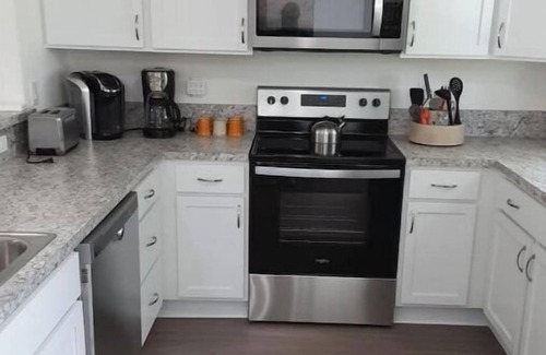 Inverness House | The Clark House- new 3 br, 2 bath in Inverness, FL