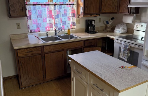 Clarks Grove House | The Clarks Grove Cooperative