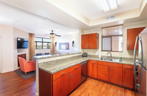 Spring Valley Apartment | The Cliffs at Peace Canyon