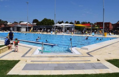 Collie Hotel | The Colliefields