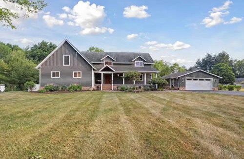 Buchanan House | The Compass Retreat near Clear Lake