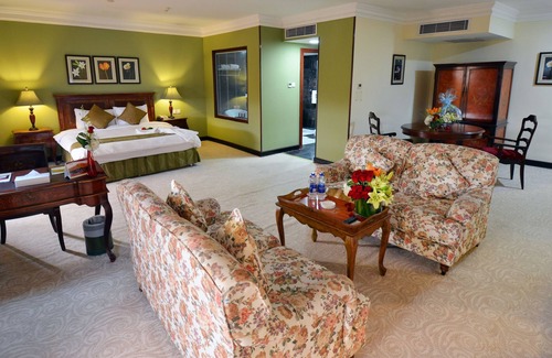 Kuwait City Hotel | The Convention Center & Royal Suites