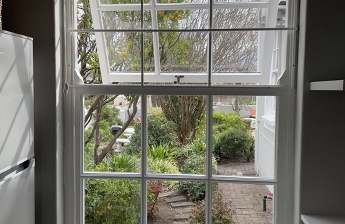 Franschhoek Apartment | The Corner House L'A-nnexe