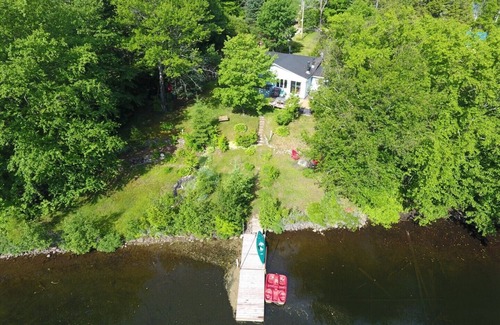 Amherst House | The Cottage Blue - Private, Waterfront Cottage With Hot Tub