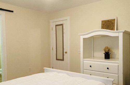 Shenandoah Valley House | The Cottage in Sierra Foothill Wine Country