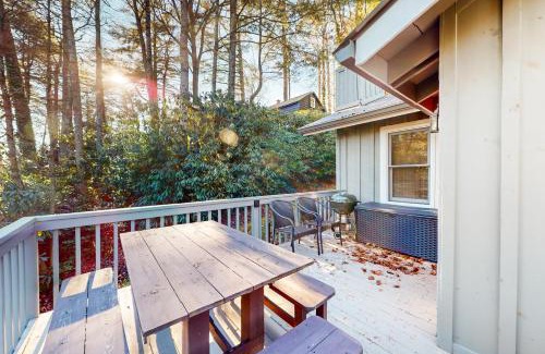 Mirror Lake House | The Cottage on Chowan