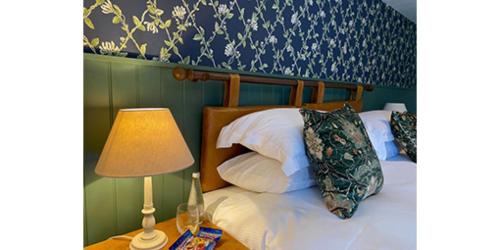 East Knighton Hotel | The Countryman Inn
