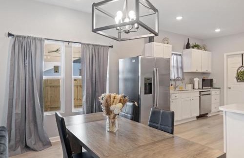 Birmingham House | The Cozy Connection