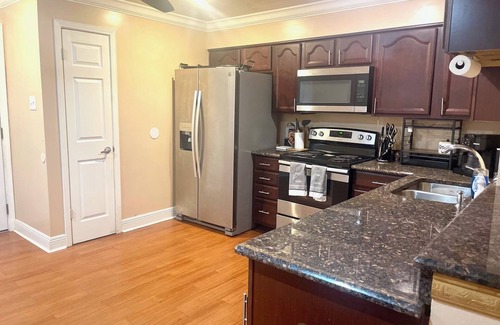 Tall Timbers - Brechtel House | The Cozy Getaway in New Orleans!