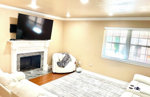 Tall Timbers - Brechtel House | The Cozy Getaway in New Orleans!