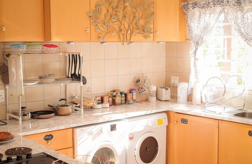 Sunnyside Apartment | The cozy loft, your home from home