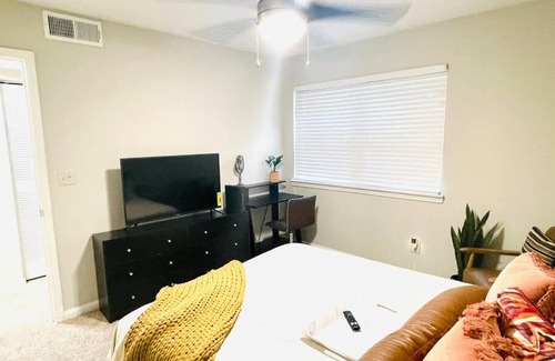 Sandy Springs Apartment | The Cozy Suite -1 bdrm- 30 mins from everything