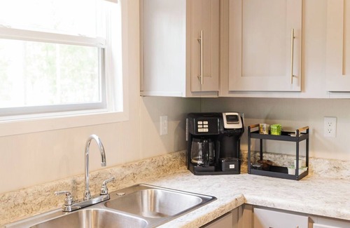 Leland House | The Creek Cottage - Waterfront Rental, Waterfront Rental Near Downtown Wilmington