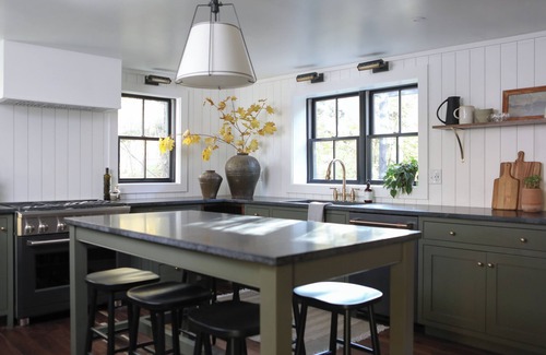 Railroad Cabin | The Creek House: A Creekside Retreat with Hot Tub and Electric Bikes