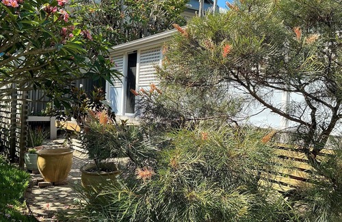Angourie House | The Crescent - LJ Hooker Yamba
