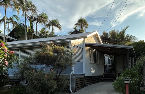 Angourie House | The Crescent - LJ Hooker Yamba