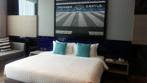 Buriram Hotel | The Crystal Hotel Buriram - formerly X2 Vibe Buriram