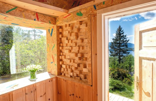 Tangen Cabin | The Cubist Retreat
