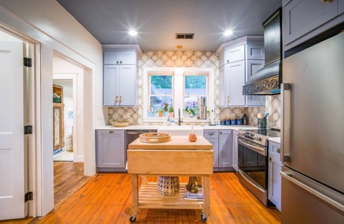 Cullman House | The Cullman Haus-Steps from Cullman High-blocks from Warehouse District