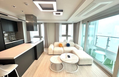 Seo Apartment | THE DECEMBER STAY Busan Ocean Terrace