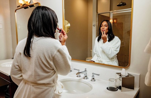 Delafield Hotel | The Delafield Hotel