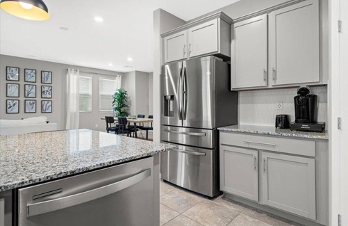 North Las Vegas House | "The Desert Haven" Dog Friendly, 30+ day stays only, 4BD/2.5BA, Quiet Area