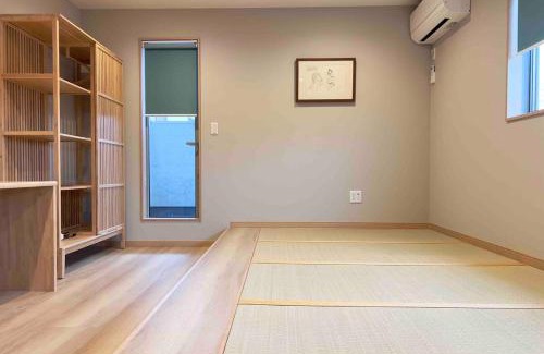 Inzai House | The Dolphin