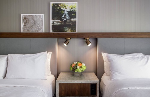 Ponderosa Park Hotel | The Domain Hotel