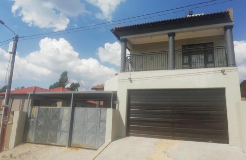 Polokwane Ski Chalet | The Doubleday