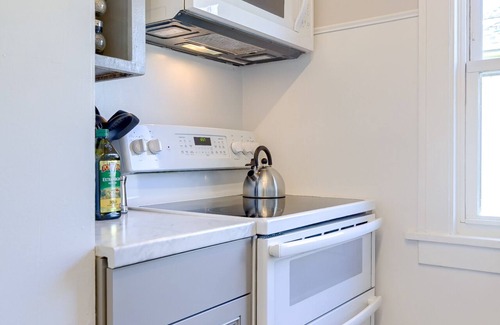 Midtown House | The Draper Inn - Updated Historic Home with a Vibe