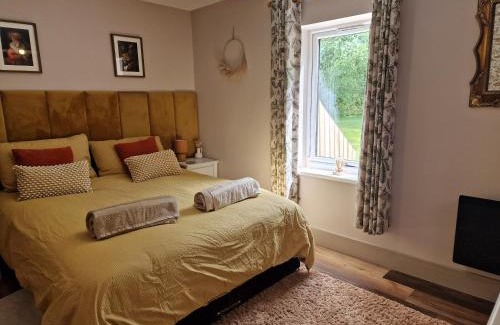 Rowrah Apartment | The Drey by Blake view holidays, a peaceful boutique retreat, 3 miles from Ennerdale- small twin or king bed available