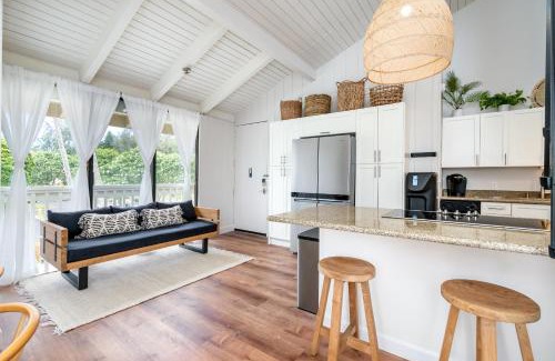 Kahuku Apartment | The Drifter - North Shore Loft - Relaxed Luxury