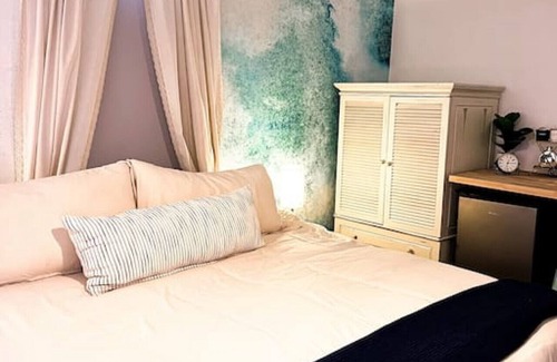 Lincolnville Hotel | The Dylan Suites - Steps from Downtown & Flagler5