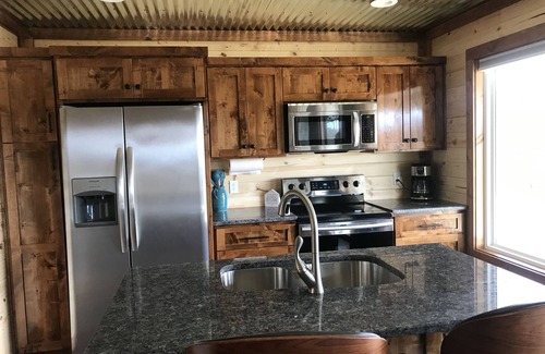 Pearcy Cabin | The Eagles Nest w/Hot Tub- Natures Retreat!