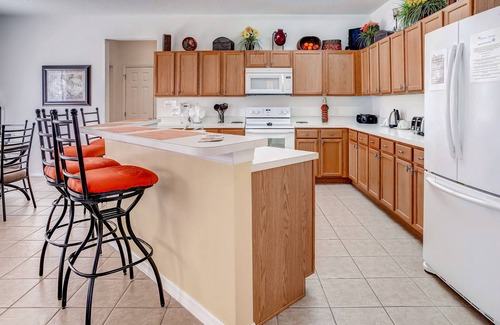 Windwood Bay House | The Elegant and spacious Sunseekers Villa (Sleeps 10)