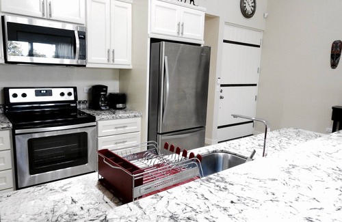 Manuel Antonio Apartment | The Elephant Castle: Beach front Penthouse