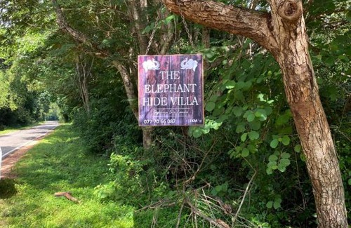 Moragaswewa Apartment | The Elephant Hide villa Sigiriya