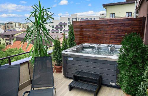 Cluj-Napoca Apartment | The Episode - Jacuzzi Penthouses