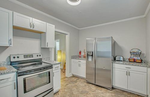 North Charleston Apartment | The Esben comfy 1 bedroom close to everything