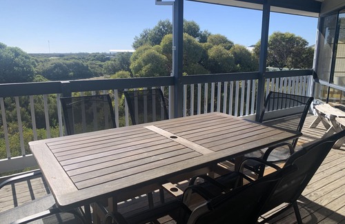 Warrenben House | The Eyrie - coastal retreat