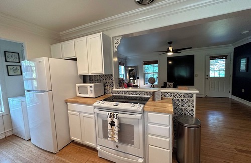 Boyd House | The Farmhouse at Oniya Ranch