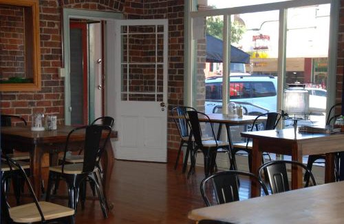 Temora Hotel | THE FED AND BED TEMORA