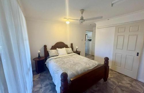 Stockyard House | The Five Rocks Beach Bungalow