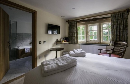 Dolphinholme Hotel | The Fleece Inn